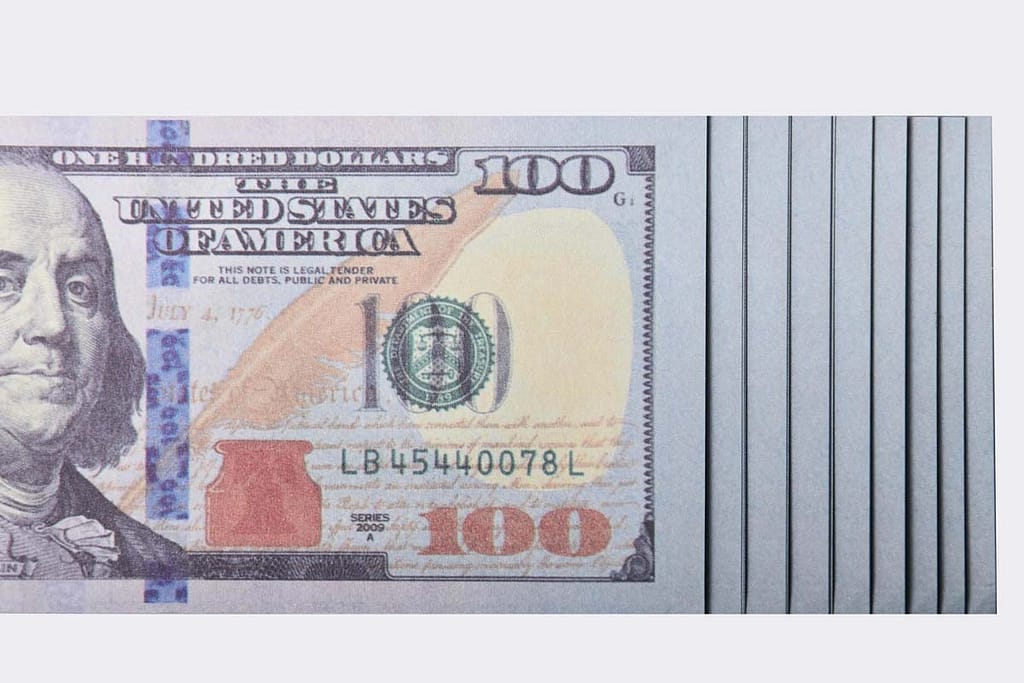 $100 bills